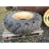 Rengas 14.9/13-24 vanteella / Fahr M600 leikkuupuimurista
