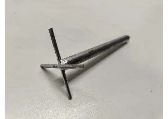 Sekoitinakseli säiliöön / Wiko Plon piensiemenlevittimeen