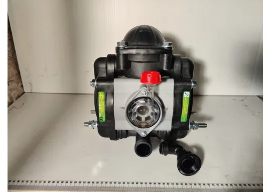 Agroplast P-100 pumppu / Kasvinsuojeluruiskuun