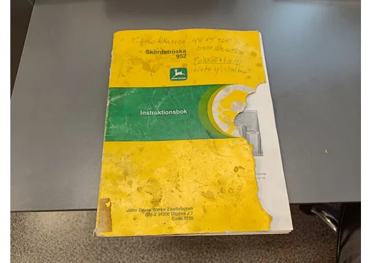 John Deere 952 / Leikkuupuimurin käyttöohjekirja
