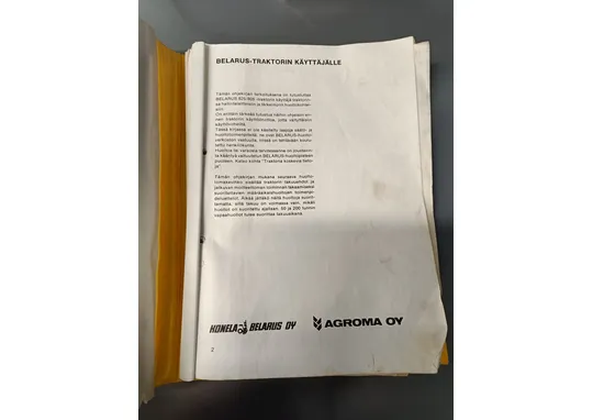 Belarus 828/805 Traktorin / Käyttö- ja huolto -ohjekirja