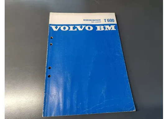 Volvo T600 traktorin / Varaosakirja