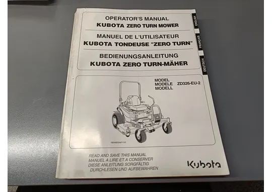 Kubota ZD326-EU-2 käyttöohjekirja / englanninkielinen ruohonleikkuriin