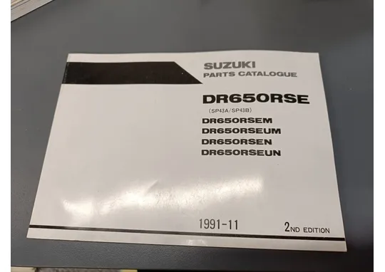 Suzuki DR350S (L/M/N/HN), / Moottoripyörän varaosaluettelo