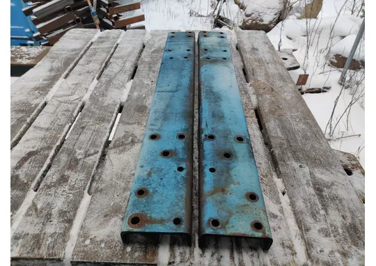 Fordson Diesel Major apurungon palkit / Moottorin apurungon palkit 2 kpl