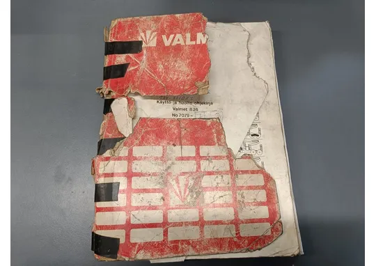 Valmet 836 No 7079- / Kuormatraktorin ohjekirja