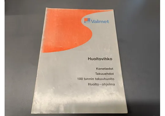 Valtra huoltovihko / Konetiedot, takuuehdot, huolto-ohjelma ym.