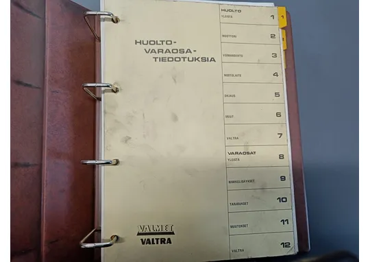 Valtra traktorin 1978 / Varaosa- ja huolto -tiedotukset