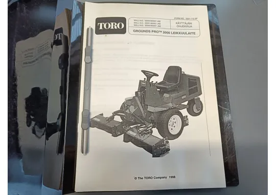Toro leikkuulaite grounds pro 2000 / Käyttäjän ohjekirja