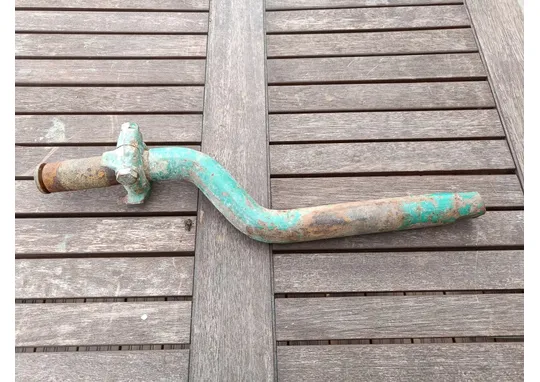 Kverneland kiekkoleikkurin pystyvarsi / n. 510mm, sarka-aurasta