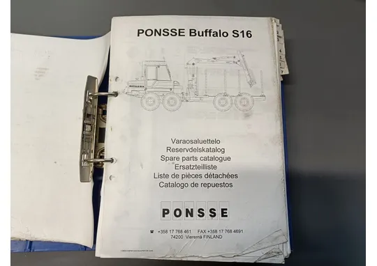 Ponsse buffalo S16 metsäkoneen / Varaosaluottelo, kaksi kansiollista