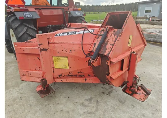 Lumilinko Esko 265cm / Hydrauliluukut ja alennusvaihde, katso video
