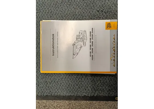 JCB JS130, JS160, JS180, JS200, JS 220 / JS240, JS260, JS330, JS450 ohjekirja