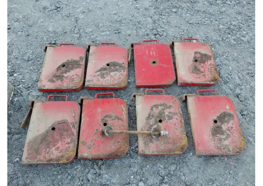 Massey Ferguson etupainot - 8kpl-sarja / Nokkapainot MF165S traktorista