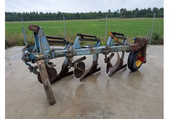 Överum B387 sarka-aura / Puoliautomaatti tukipyörällä