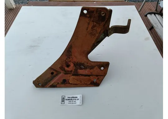 Överum CV398H satula vasen /