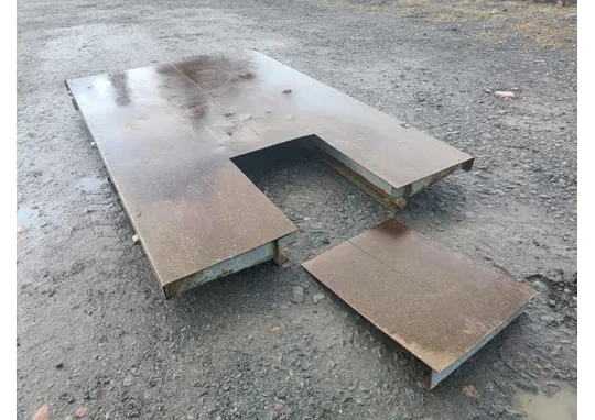Tuhti peräkärryn lava / Pituus 313 cm