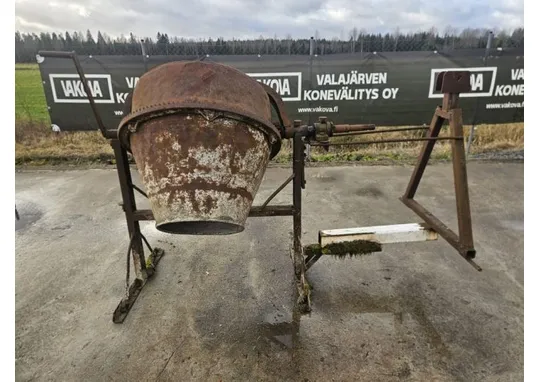 Betonimylly traktorikäyttöinen /