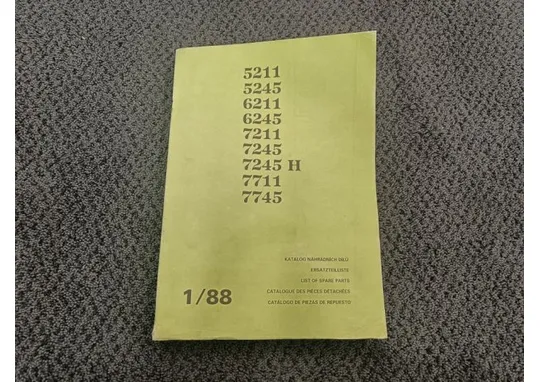 Zetor 5211 5245 6211 6245 7211 7245 7245H / 7711 ja 7745 Varaosakirja / Englanninkielinen