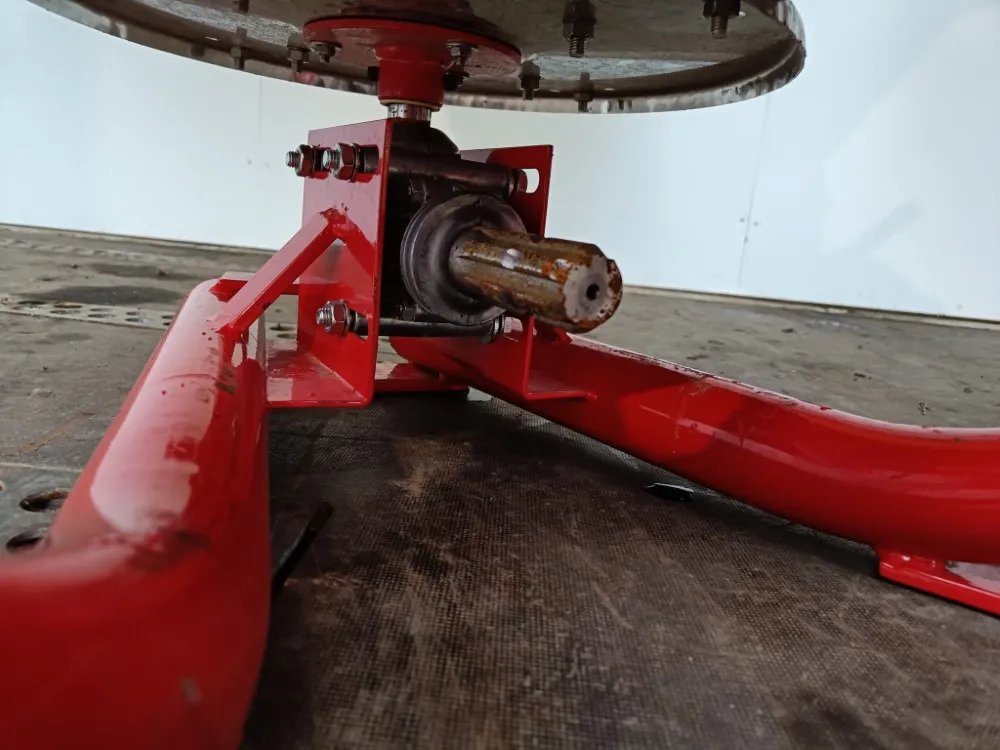 Jar-Met JP500 pintalevitin / Traktorikäyttöinen viska, RST-lautanen