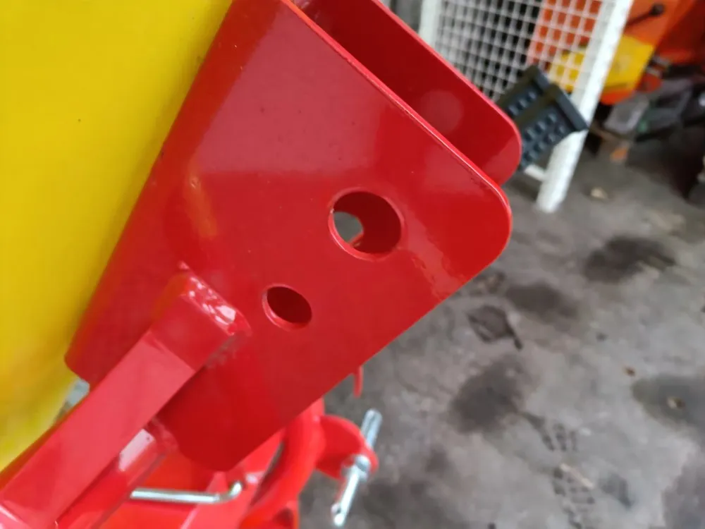 Jar-Met JP500 pintalevitin / Traktorikäyttöinen viska, RST-lautanen