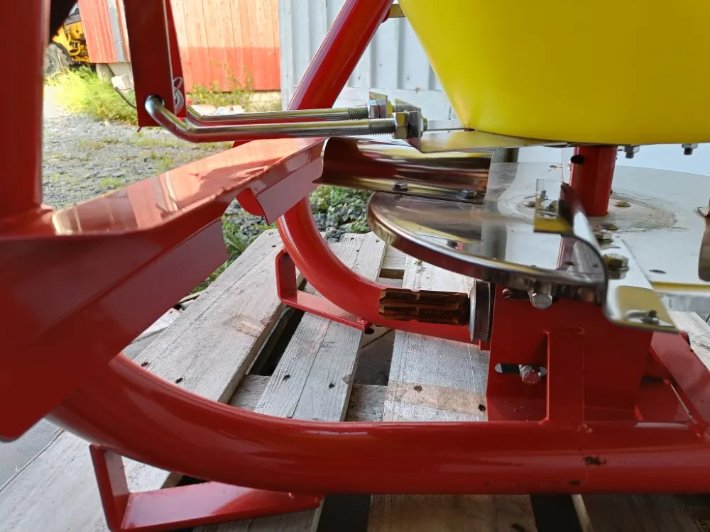 Jar-Met JP500 pintalevitin / Traktorikäyttöinen - Hydraulinen avaus