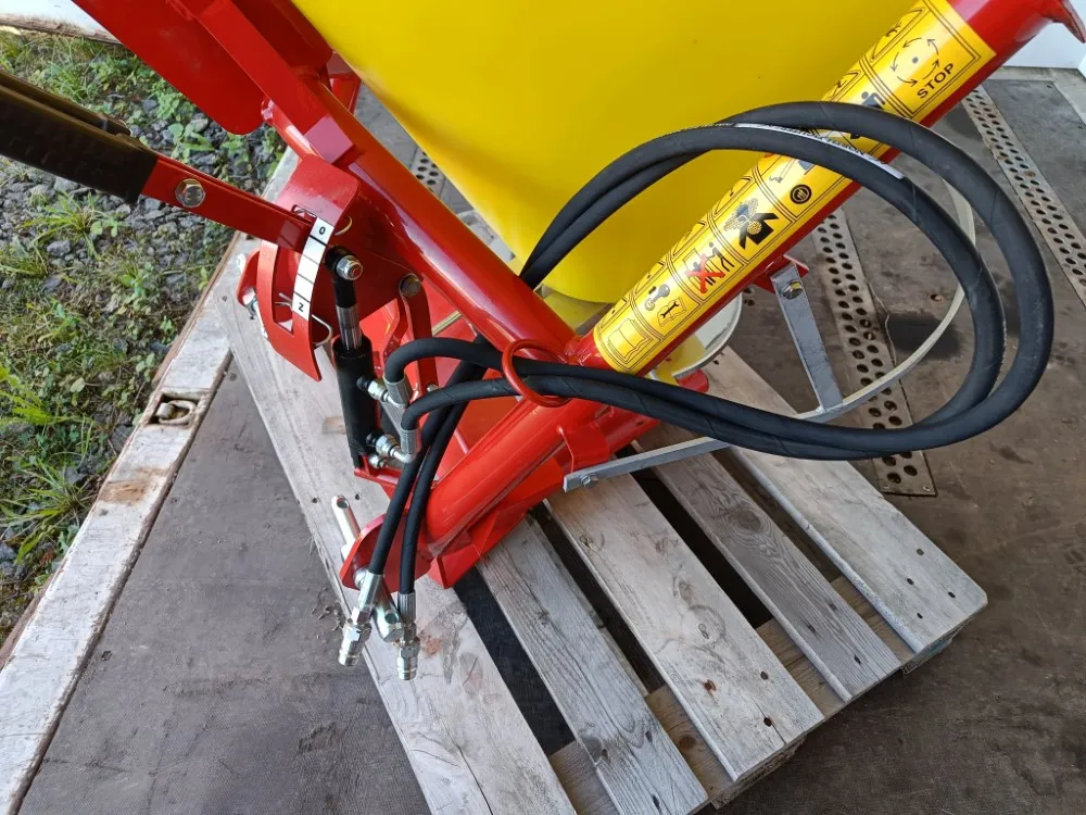 Jar-Met JP500 pintalevitin / Traktorikäyttöinen - Hydraulinen avaus