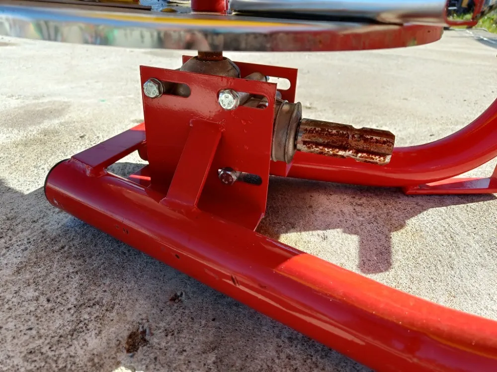 Jar-Met JP300 pintalevitin / Traktorikäyttöinen viska, RST-lautanen