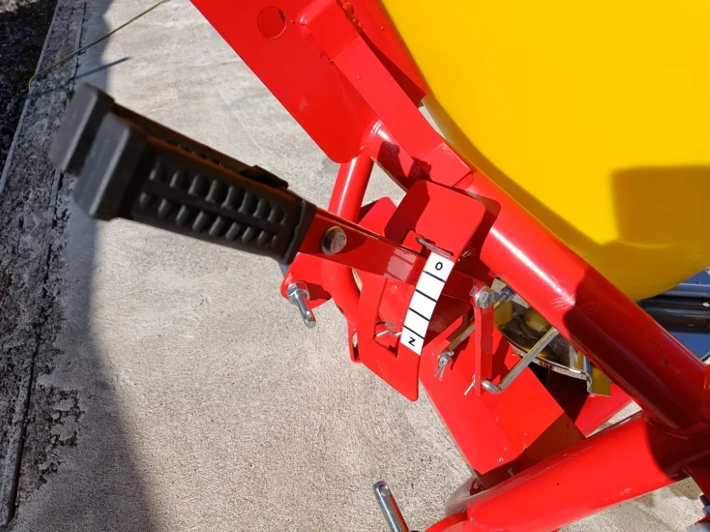 Jar-Met JP300 pintalevitin / Traktorikäyttöinen viska, RST-lautanen