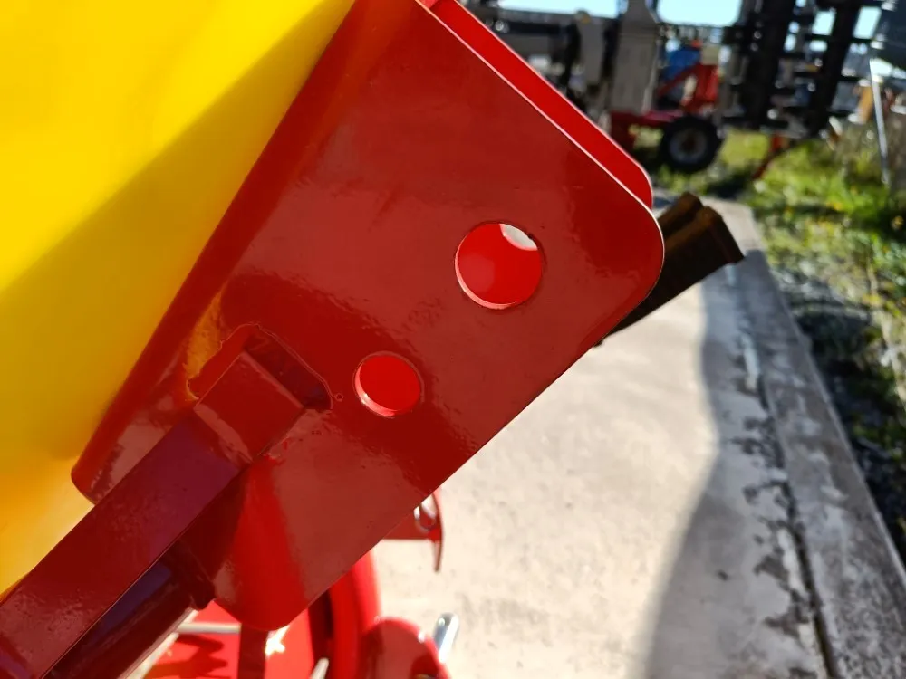 Jar-Met JP300 pintalevitin / Traktorikäyttöinen viska, RST-lautanen