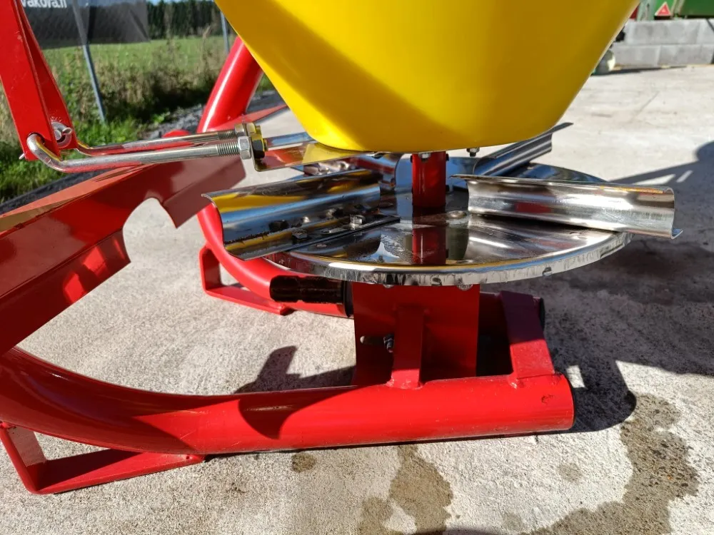 Jar-Met JP300 pintalevitin / Traktorikäyttöinen viska, RST-lautanen