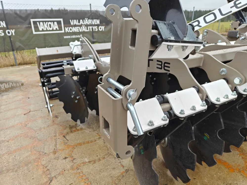 Rol-Ex BT 3E - 300cm lautasmuokkain / Mekaanisella putkipakkerilla