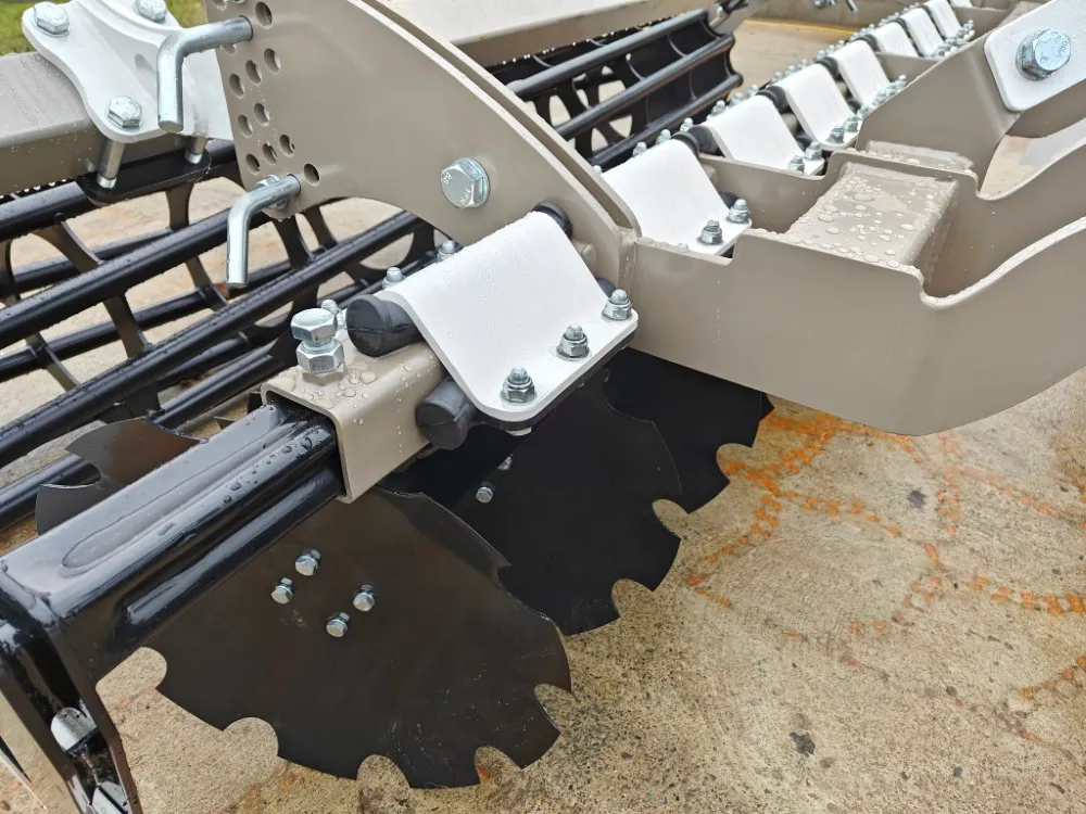 Rol-Ex BT 3E - 300cm lautasmuokkain / Mekaanisella putkipakkerilla