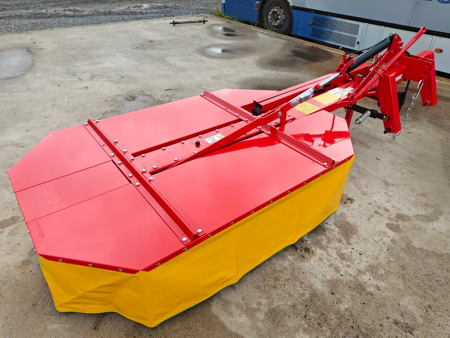Lisicki Z-178 - 185cm lieriöniittokone / Hydraulinen - Katso video!