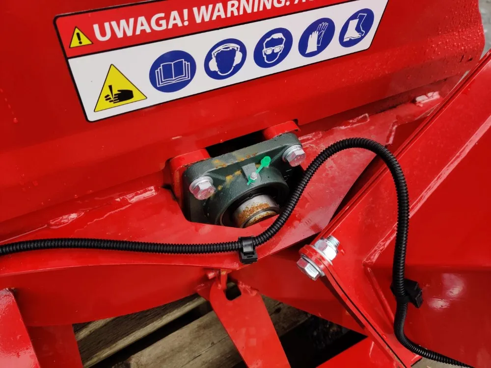 Remet RT-630 haketin / Mekaanisesti syötettävä laikkahakkuri