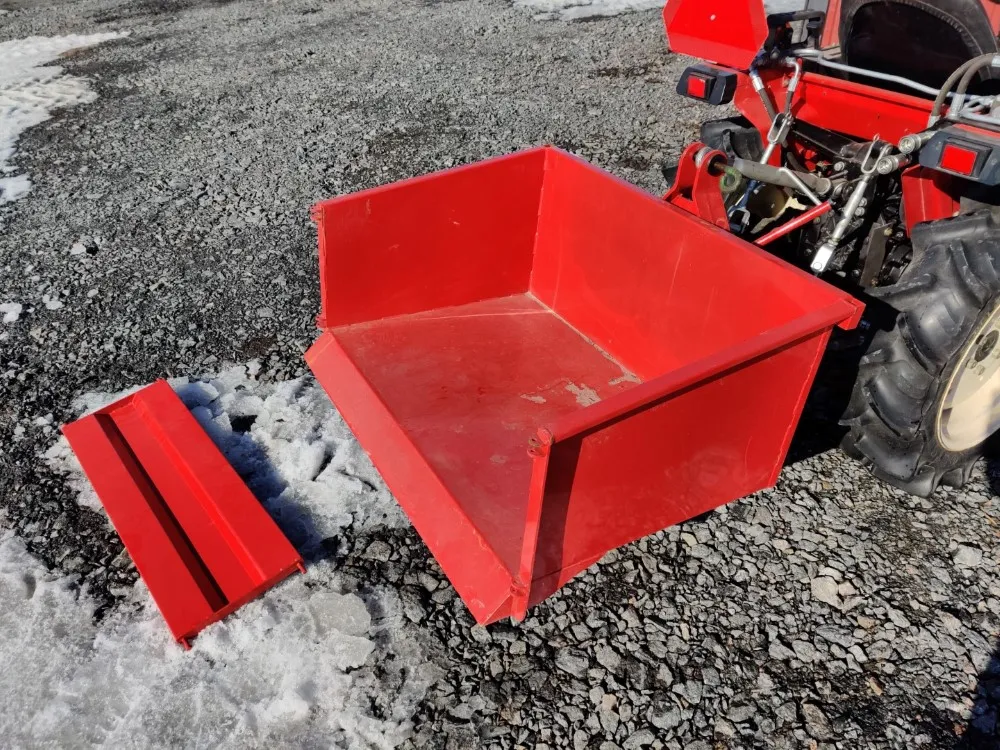 Taret 100cm kuljetuslaatikko / Kippaava takakauha pikkutraktoriin