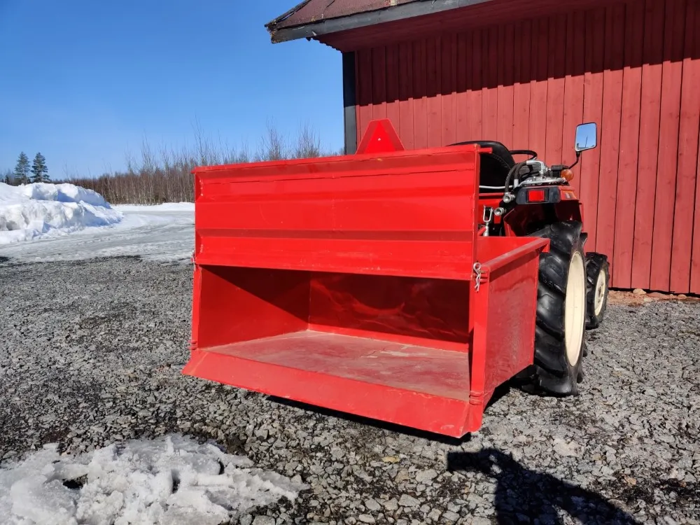 Taret 125cm kuljetuslaatikko / Kippaava takakauha pikkutraktoriin