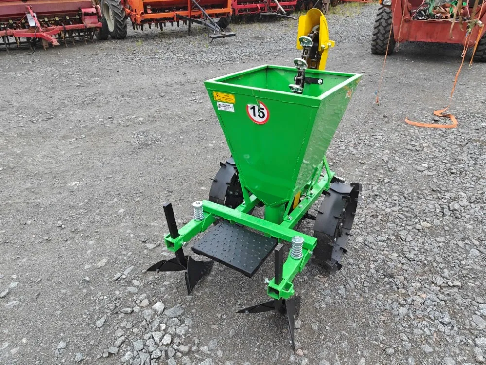 Taret S245 perunanistutuskone / 1-rivinen automaattikone