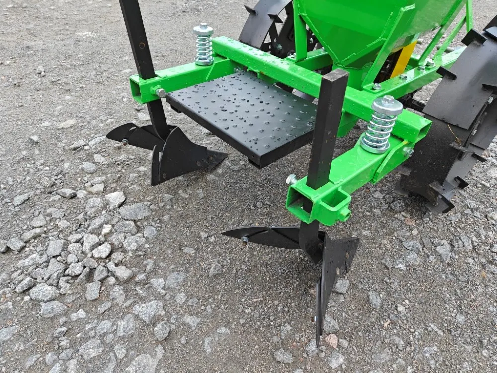 Taret S245 perunanistutuskone / 1-rivinen automaattikone