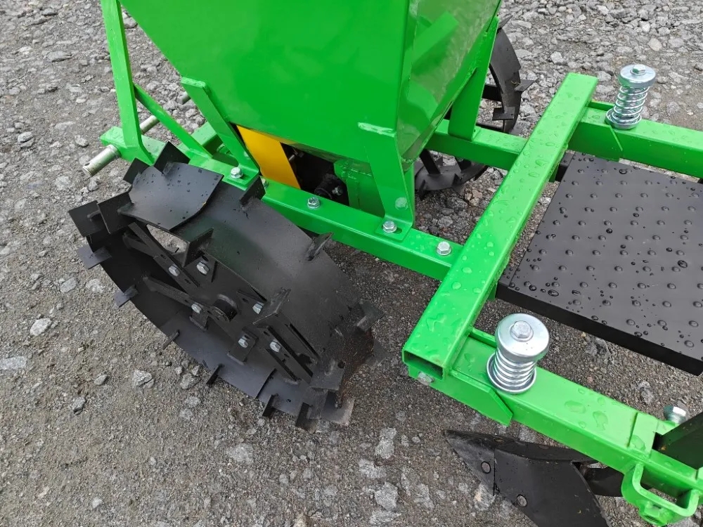 Taret S245 perunanistutuskone / 1-rivinen automaattikone