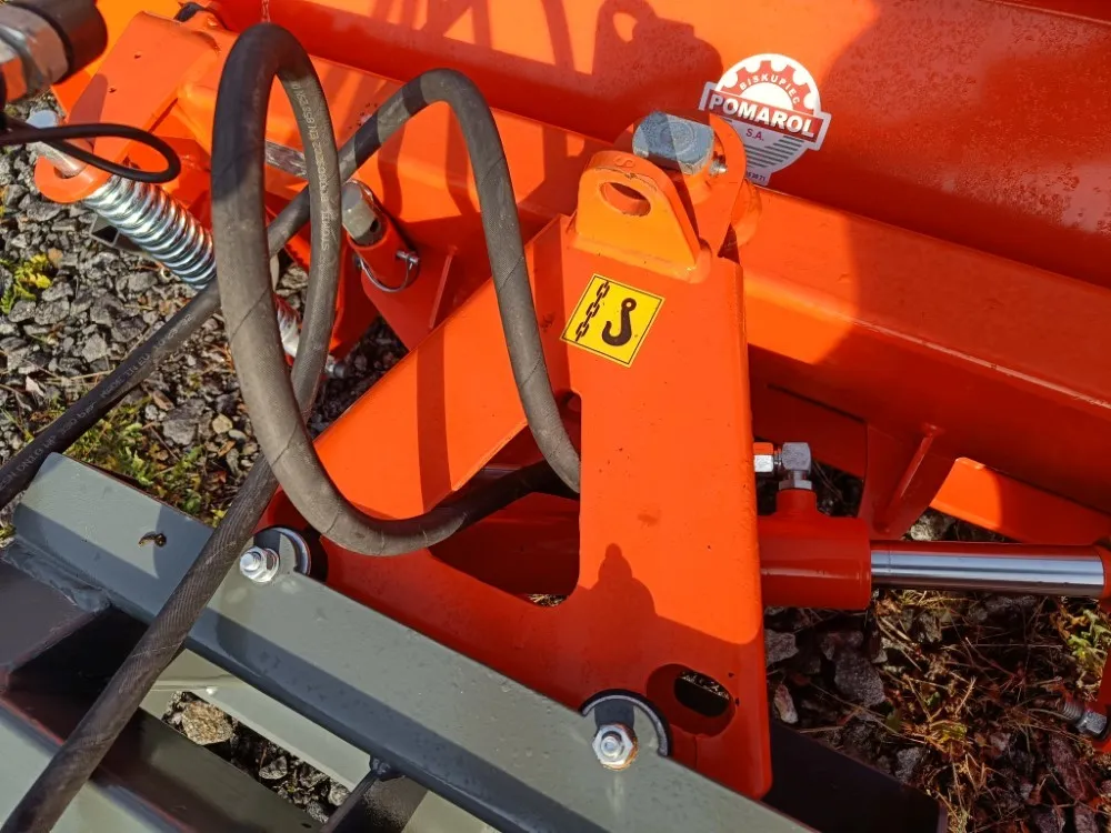 Pomarol SP180 lumilevy / Hydraulinen, EURO-kiinnike, hardox terä