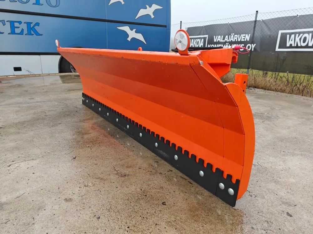 Pomarol SP220 lumilevy / puskulevy / Hydraulinen - Hardox terä - EURO