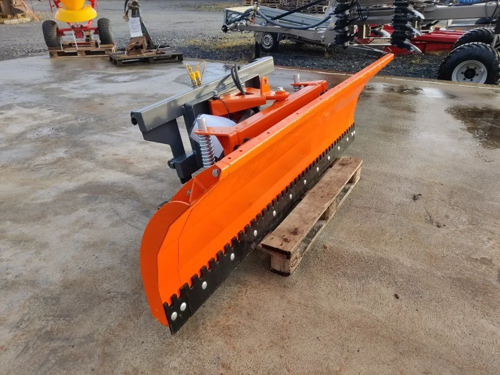 Pomarol SP220 lumilevy / Hydraulinen, EURO kiinnike, hardox terä