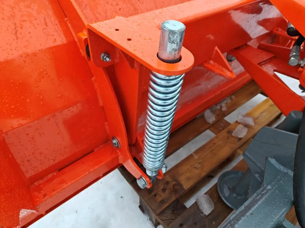 Pomarol SP200 lumilevy / Hydraulinen, 3-piste kiinnike, hardox terä