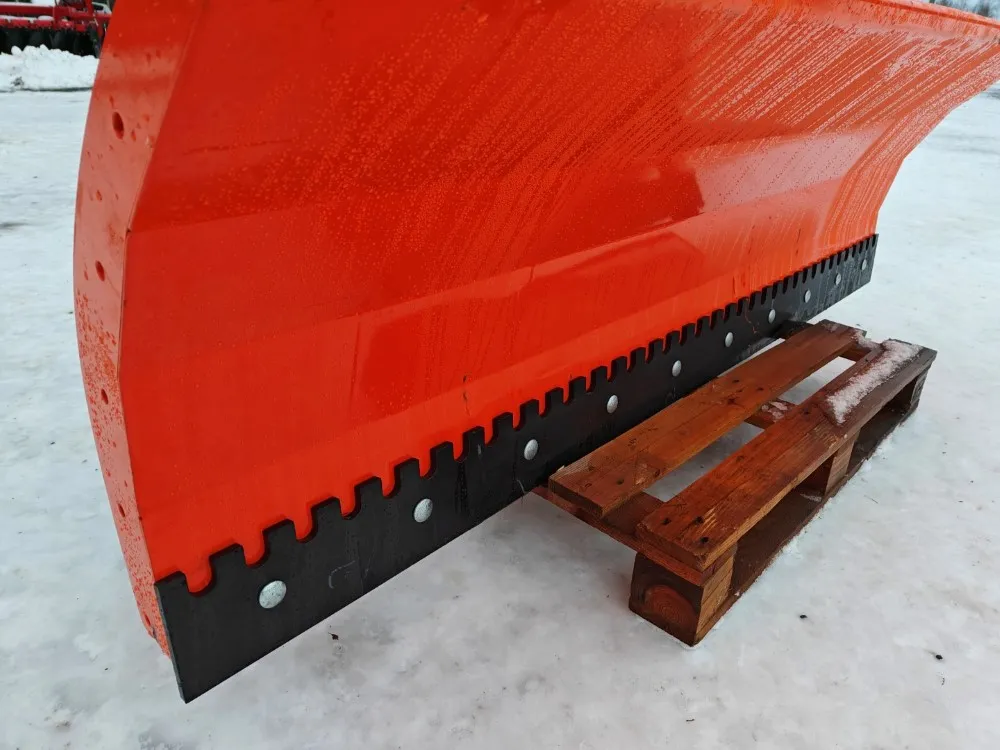 Pomarol SP200 lumilevy / Hydraulinen, 3-piste kiinnike, hardox terä