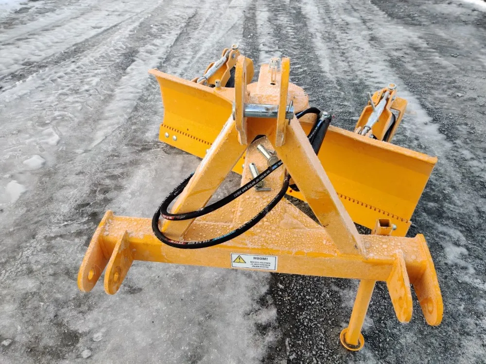 FK Machinery 180cm perälevy / Hydraulinen - Hardox terä ja tukipyörät