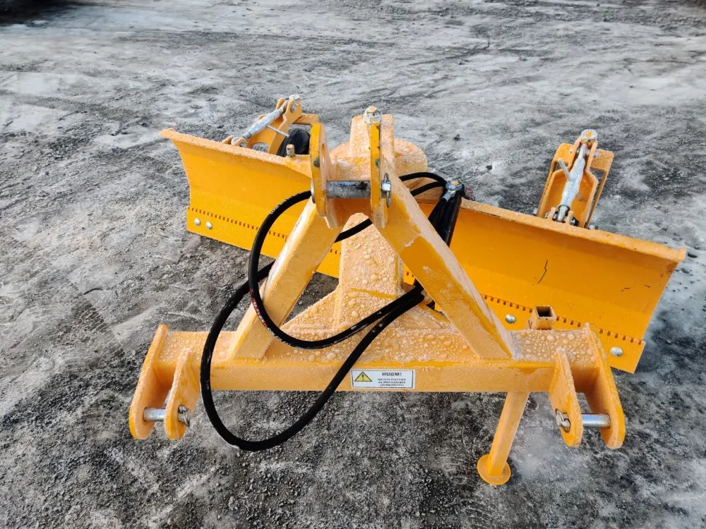 FK Machinery 210cm perälevy / Hydraulinen - Hardox terä ja tukipyörät