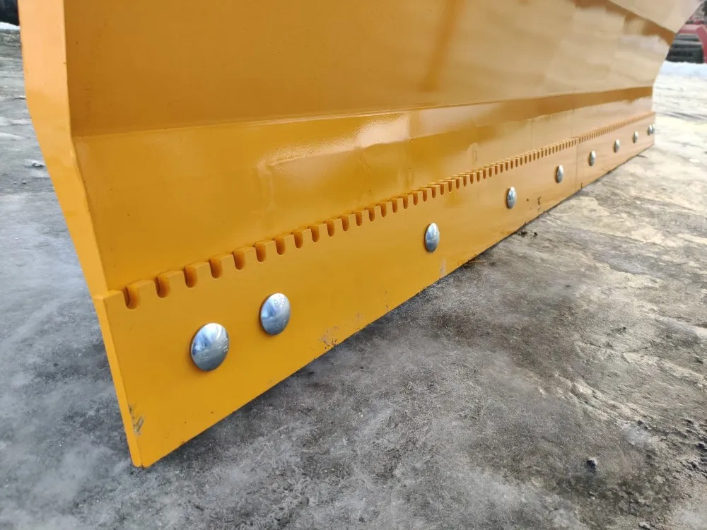 FK Machinery 240cm perälevy / Hydraulinen - Hardox terä ja tukipyörät