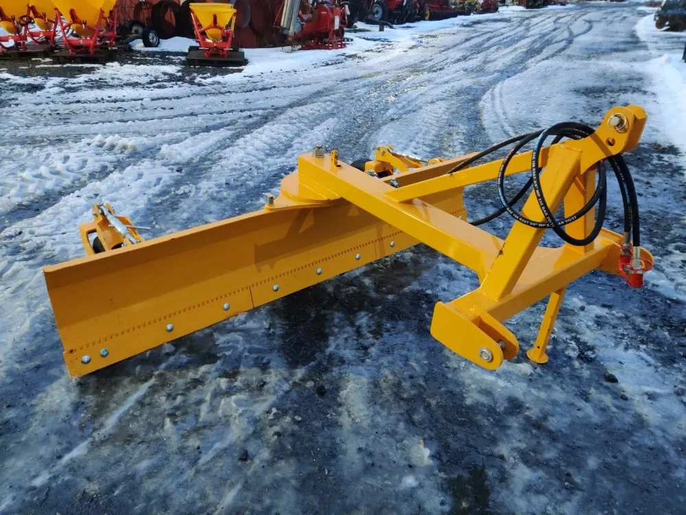 FK Machinery 270cm perälevy / Hydraulinen - Hardox terä ja tukipyörät