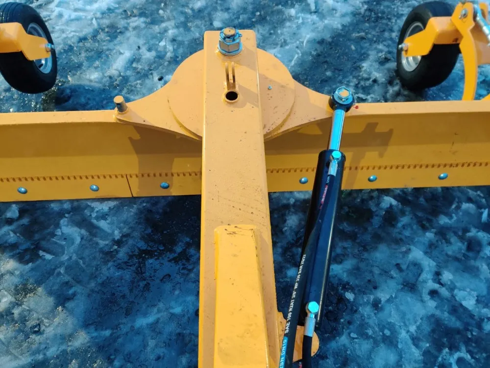 FK Machinery 270cm perälevy / Hydraulinen - Hardox terä ja tukipyörät